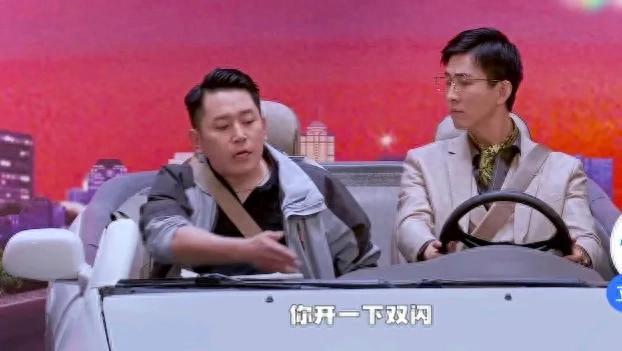 笑翻全场笑点”油腻”转型 李川夺冠 盘活喜剧行业