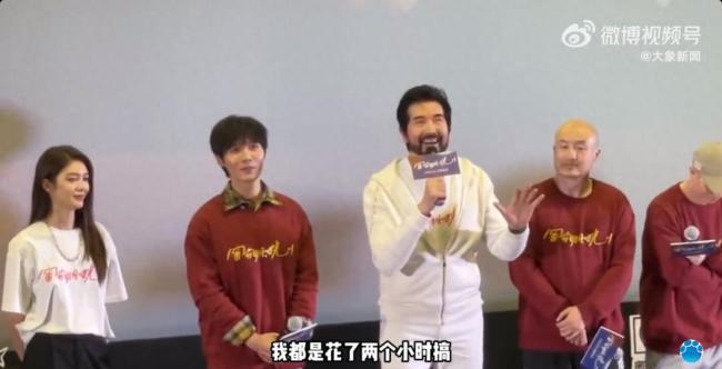 64岁费翔谈容貌焦虑 专业包装与自我接纳