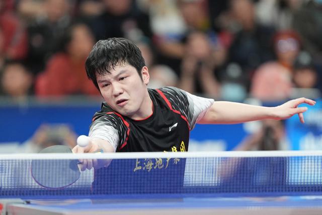 暂不退役 樊振东退出世界排名 仍将参加国际比赛