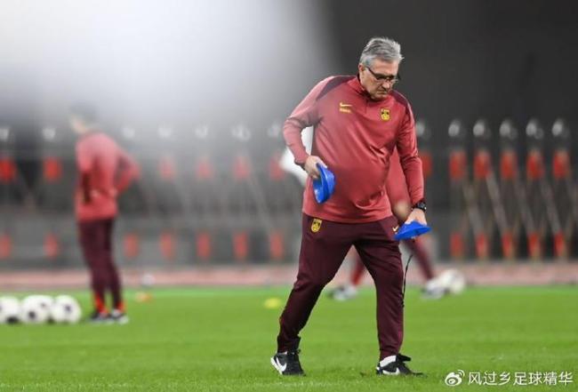 洞察对手疲态 力争三月一役夺3分 70岁伊万现身沙特