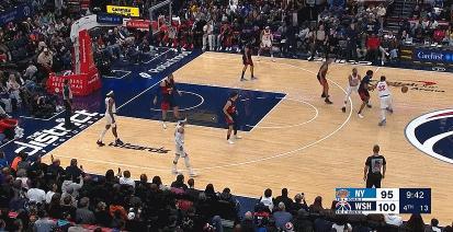 次助攻 14 高效表現助球隊奪勝 個籃板和 分 3 唐斯砍下 30