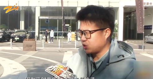 临时替同事站岗20多分钟 背后的隐情令人震惊 员工竟然被开除