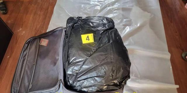 警方全力追凶 国外酒店行李箱藏尸疑云 死者疑似中国人