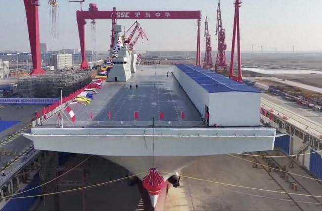 076号两栖攻击舰的舰载机配置 第五代战斗机和无人机成为焦点