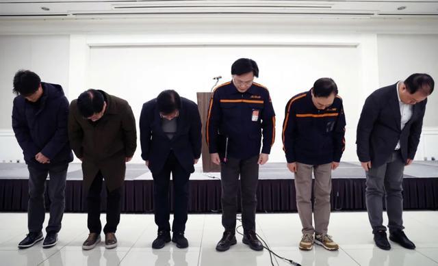 济州航空就失事致歉 CEO强调无异常迹象