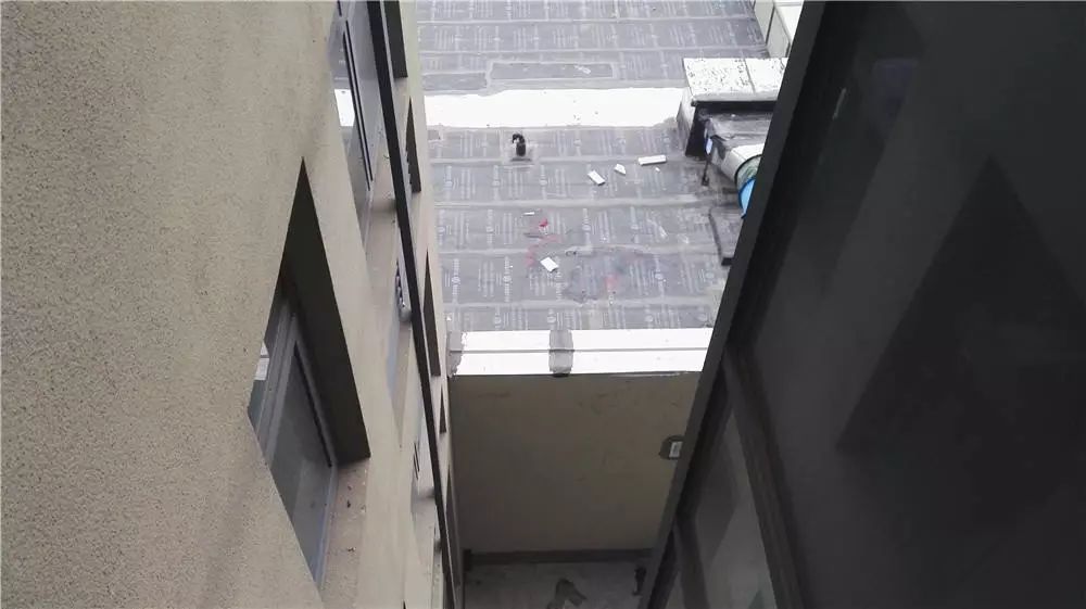 大三男生离奇失联,IP指向缅甸,母亲担忧不已,通话声音颤抖引发猜测