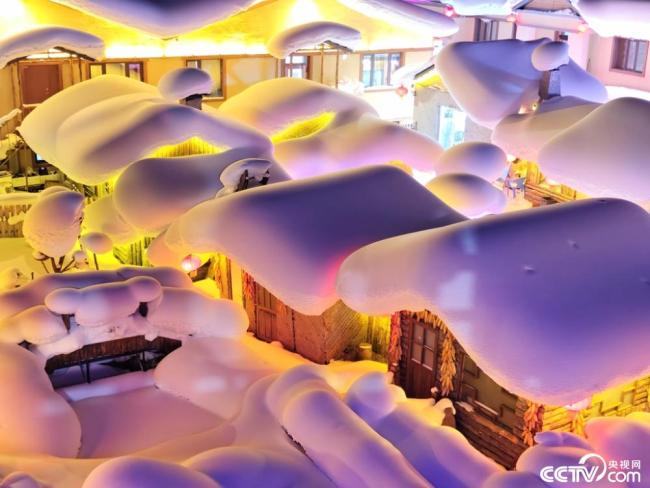 黑龙江牡丹江：雪乡夜色如童话，灯光映白雪，美不胜收