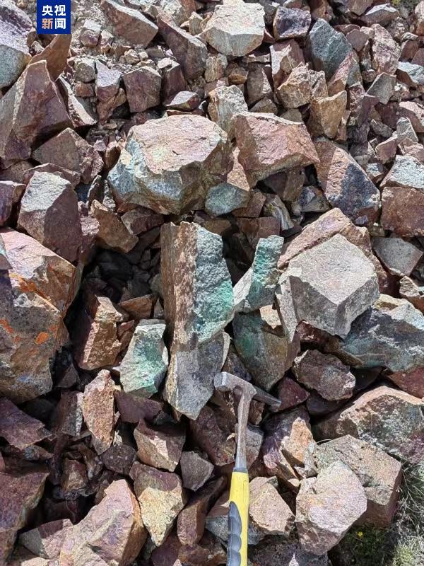 重大突破!青藏高原发现2000余万吨铜矿资源,为我国经济发展注入强劲动力