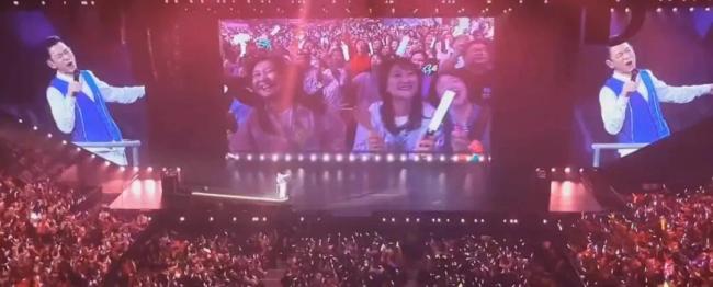 贾玲圆追星梦 跨年夜欢乐追逐刘德华演唱会的喜悦之旅