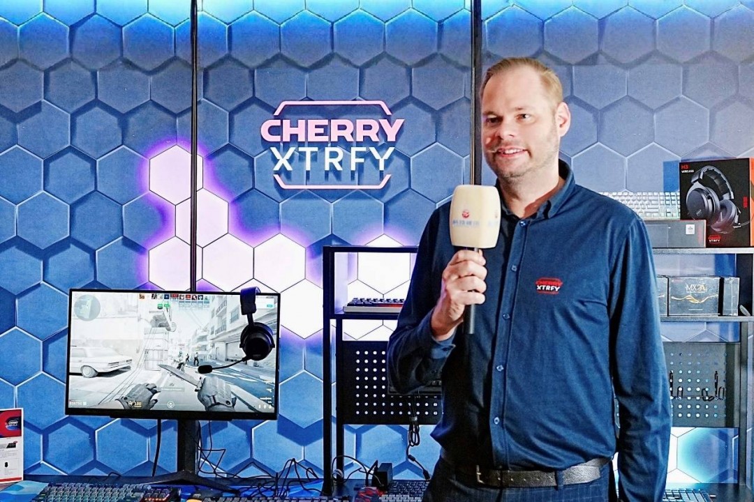 CES 2025:CHERRY 引领客制化 AI 外设革命