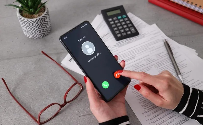 接电话为何令人厌烦：侵入性的蔓延