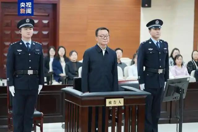 提高文物保护意识,积极保护古脊椎动物化石。