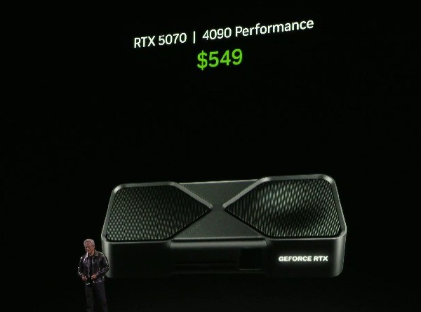 英伟达RTX 50系显卡简评：AI才是老黄的杀手锏！