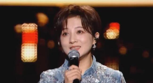 陈德容险摔"一帘幽梦" 唤起经典回忆 大小婉君同台亮相 琼女郎再聚首