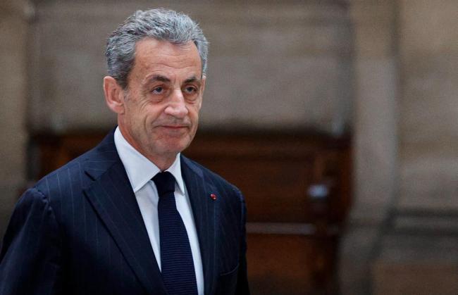 涉嫌非法接受竞选资助: 法国前总统萨科齐出庭受审