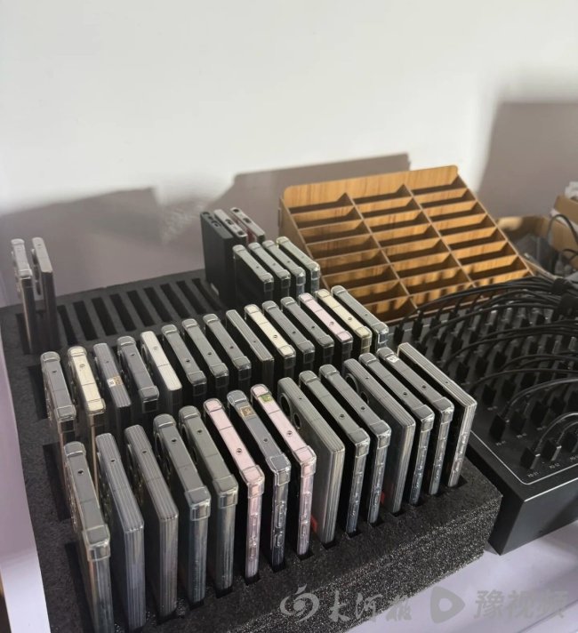 学生创业新模式：通过演唱会租赁手机，半年回本50万