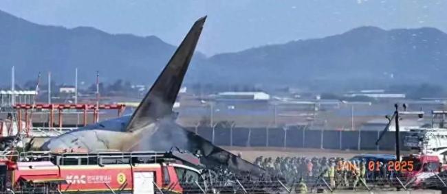 家庭悲剧触动人心 韩空难遇难3岁男孩生前最后照片曝光