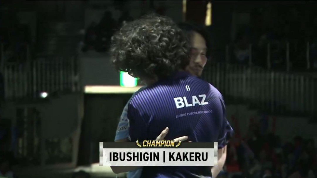 《街头霸王》第11届Capcom杯：日本选手夺冠，豪取100万美元奖金